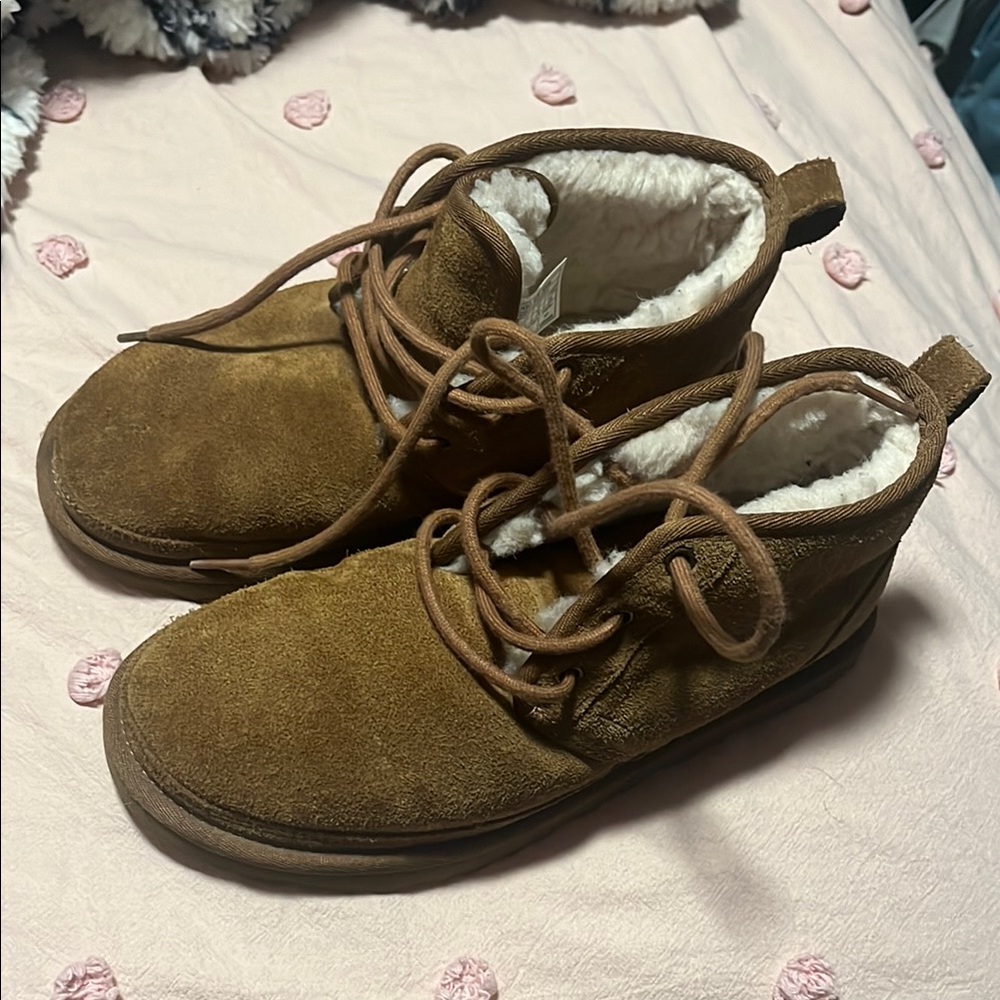 Ugg neumel boots